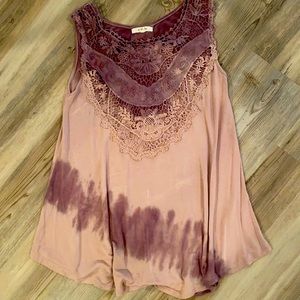 Maurice’s women’s sleeveless top.